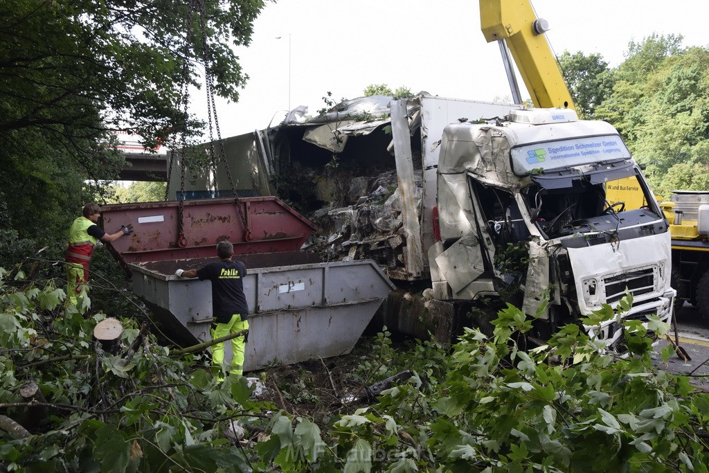 Schwerer VU A 3 Rich Oberhausen Hoehe AK Leverkusen P699.JPG - Miklos Laubert